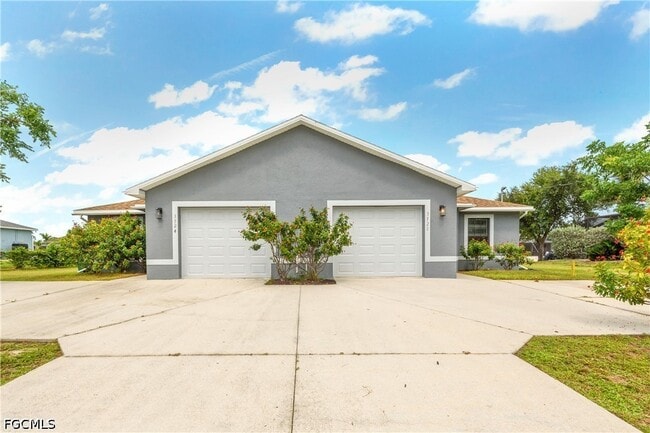 Building Photo - 3520 SW 17th Ave