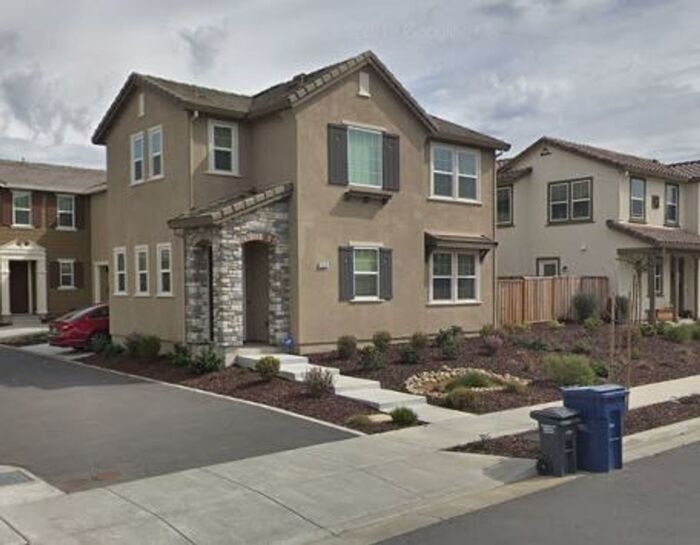 Foto principal - 5330 Kelliann Pl