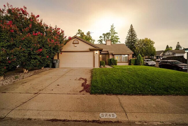 Building Photo - Single Story Rocklin Home