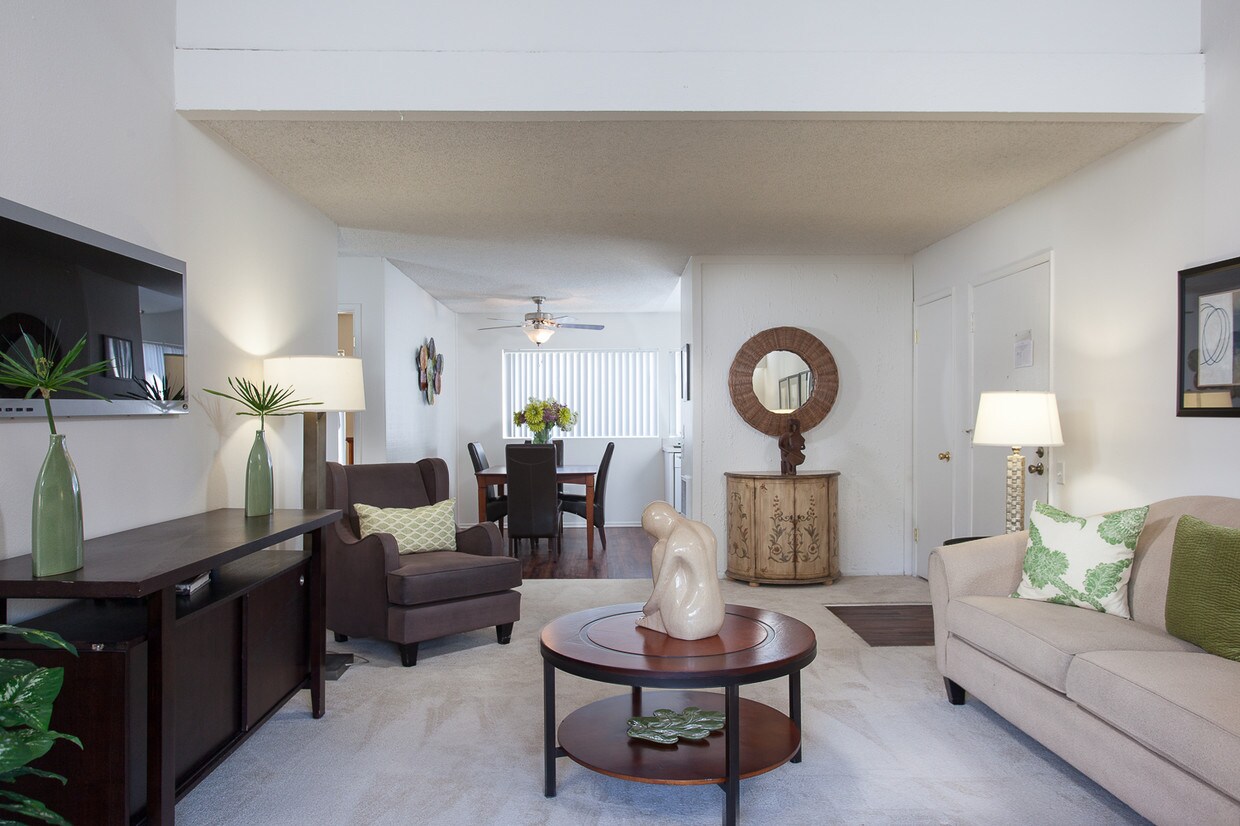 Cinnamon Creek Apartments Westminster, CA