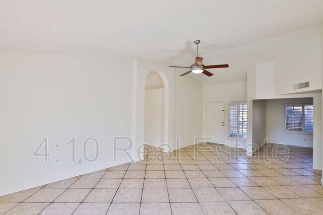 Foto del edificio - 4903 W Chicago St