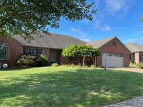 Building Photo - 8177 Amhurst Dr