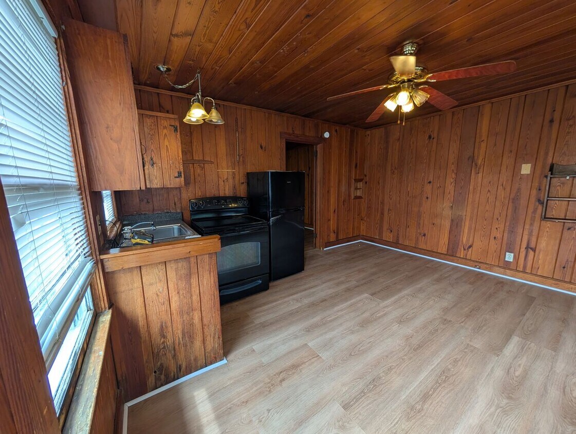Foto del edificio - Cozy 1 bedroom 1 bath Available now!