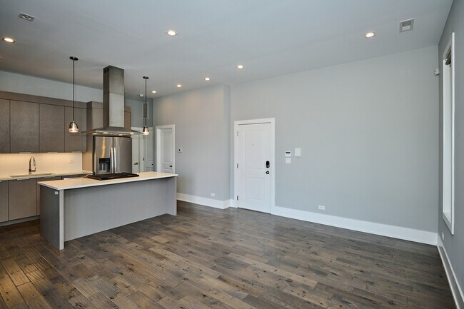 Foto del edificio - 1752 W 18th Pl