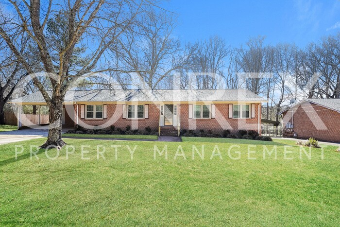 Primary Photo - Perfect 3 Bedroom in Piedmont, SC!