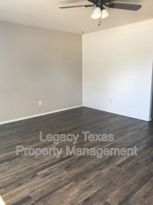 Foto del edificio - 1419 W Kilpatrick St