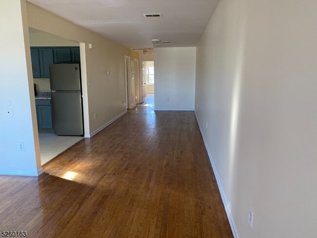 Building Photo - 122 Port Ave