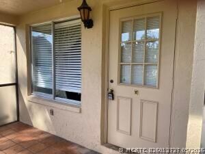 Foto del edificio - 446 Pine Glen Ln