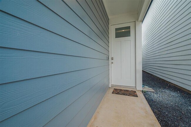 Building Photo - 2936 Amherst Mdw Ln