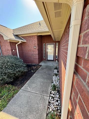 Foto del edificio - 2026 Brooke Dr