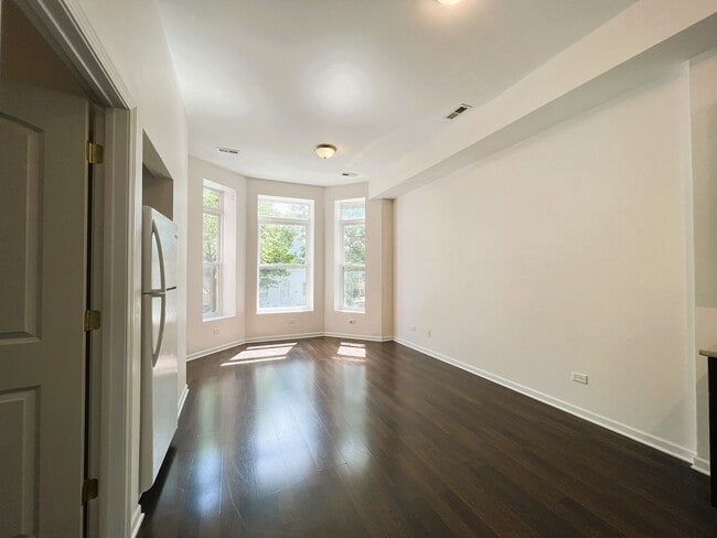 Foto del edificio - 3436 S Wallace St