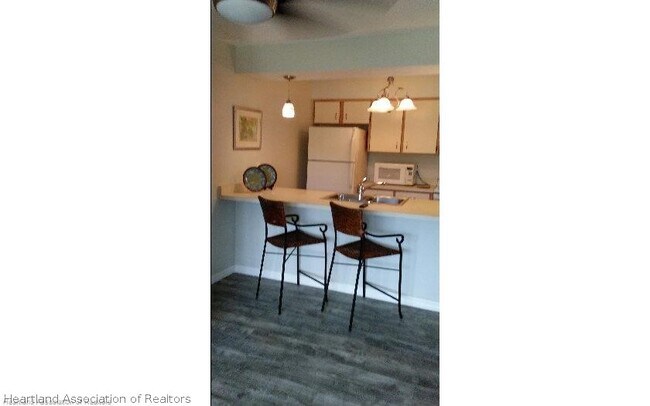 Foto del edificio - 4703 Vilabella Dr