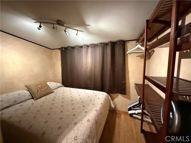 Building Photo - 6586 El Rey Ave