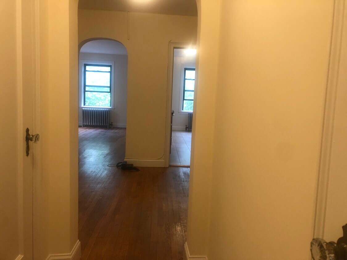 Primary Photo - 226 Brookside Ave