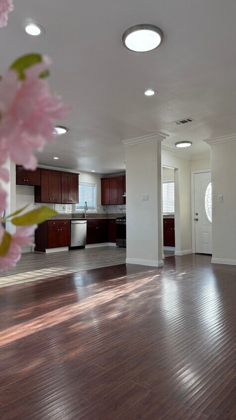 Photo - 11501 Robert Ln (Garden Grove, CA)