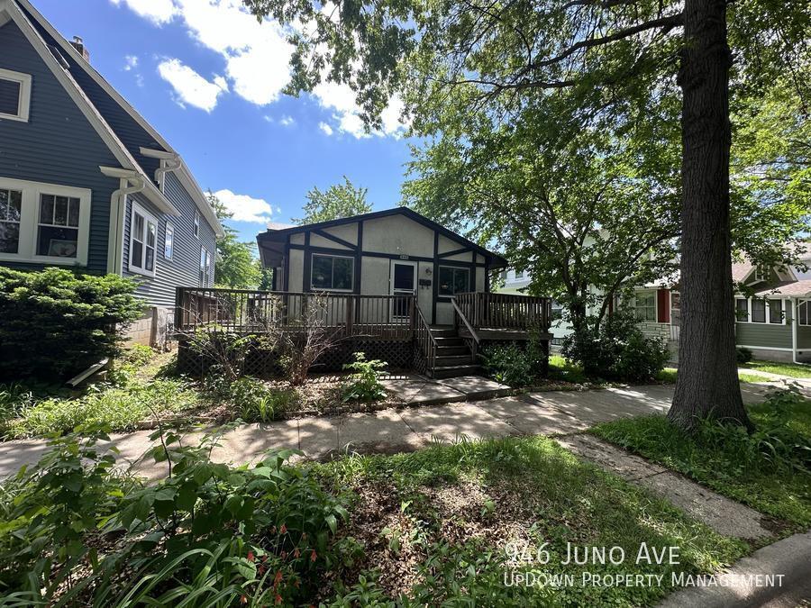 Primary Photo - 946 Juno Ave