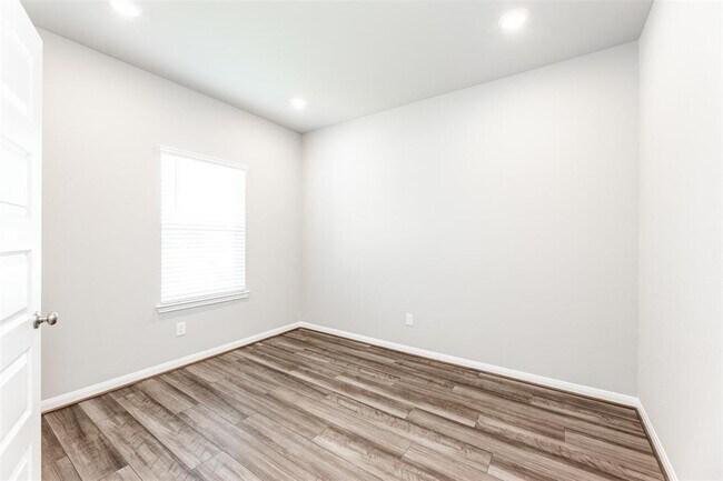 Foto del edificio - 1218 Glendora Dr