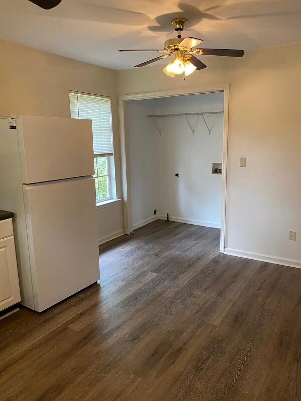 Foto del edificio - 1900 Tinsley Pl