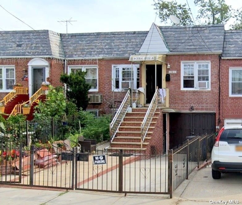 Primary Photo - 89-69 217th St