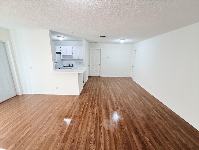 Building Photo - 34 Crossings Cir