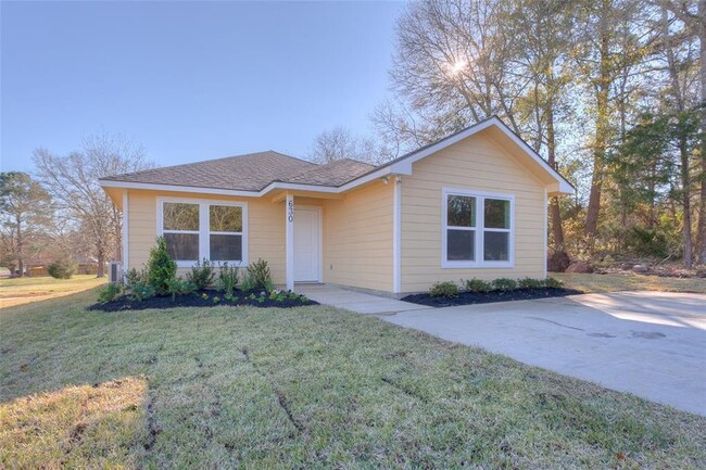 House is Grey! - 95 Bernice Dr