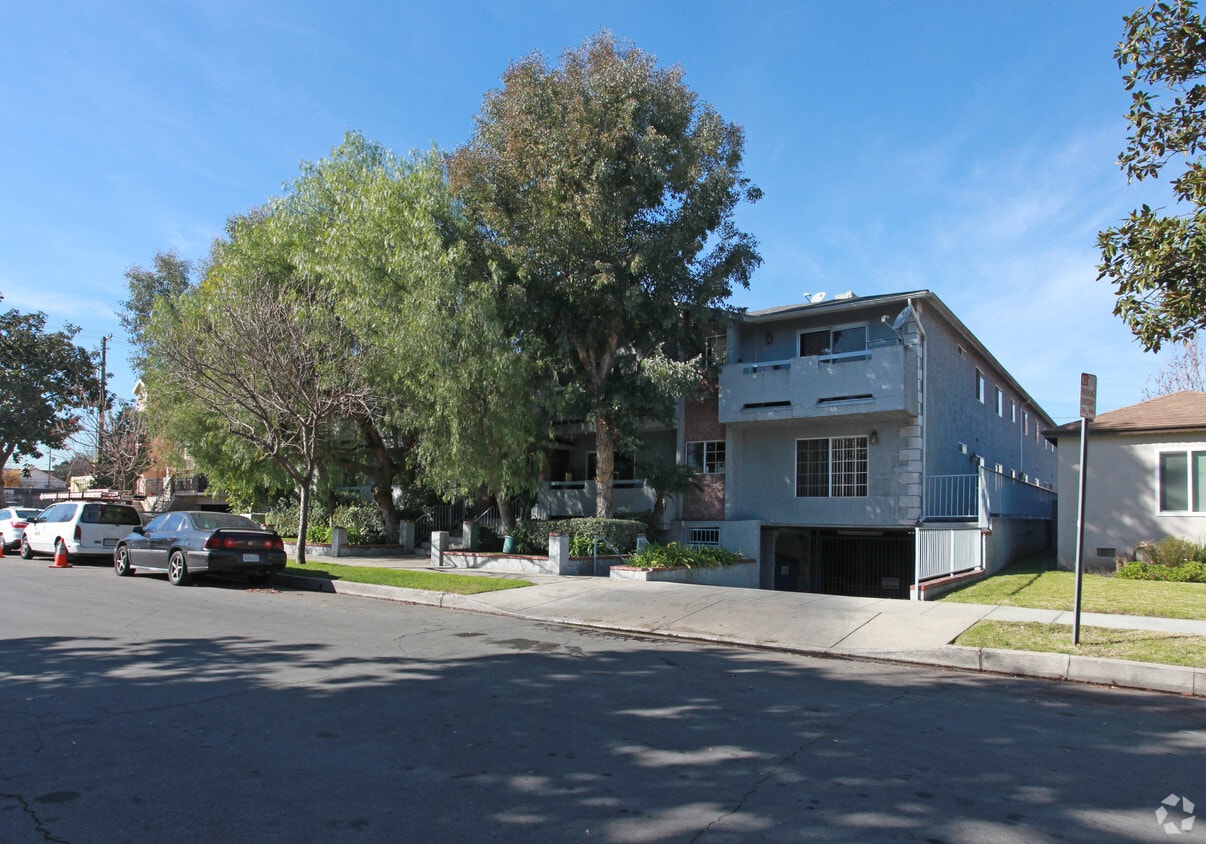 263 W Ash Ave, Burbank, CA 91502 Apartments in Burbank, CA