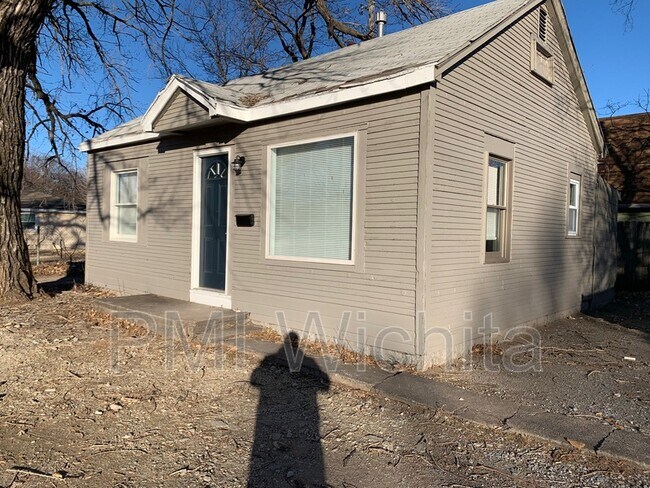 Foto del edificio - 808 W 21st St N