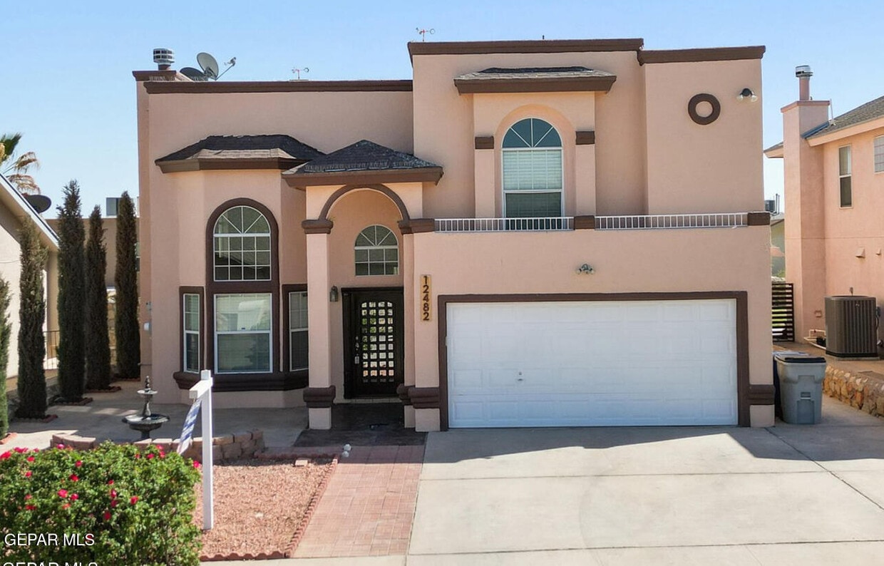 Primary Photo - 12482 Paseo Rojo Dr
