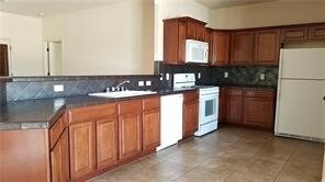Building Photo - 3038 Bariloche Dr