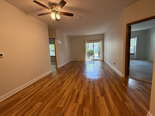 Foto del edificio - 3317 Stratford Ct