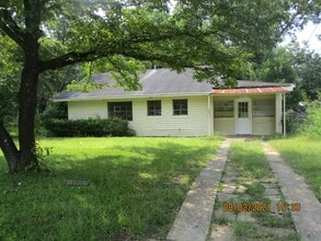 Building Photo - 1806 Keystone Ave