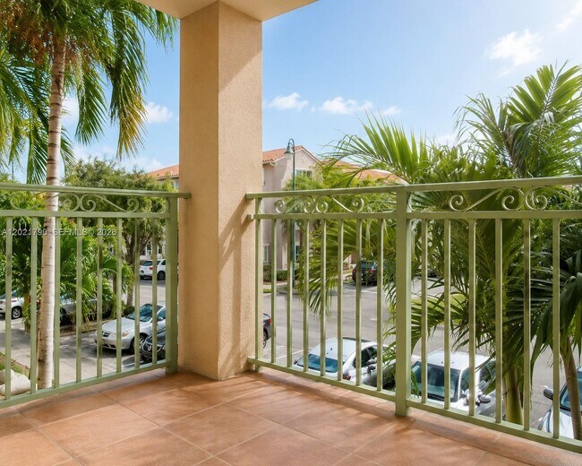 Foto del edificio - 6500 NW 114th Ave