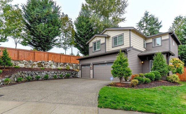 Foto del edificio - Lovely 4 bedroom 2.5 bathroom Home