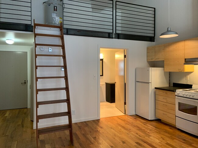 Foto del edificio - 5403 Ballard Ave NW