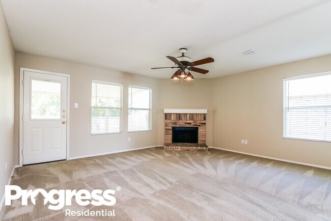 Building Photo - 4208 Hunters Creek Dr