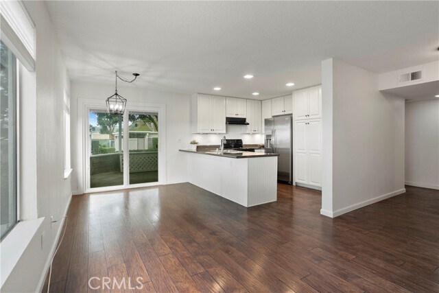 Building Photo - 65 Brighton Pl