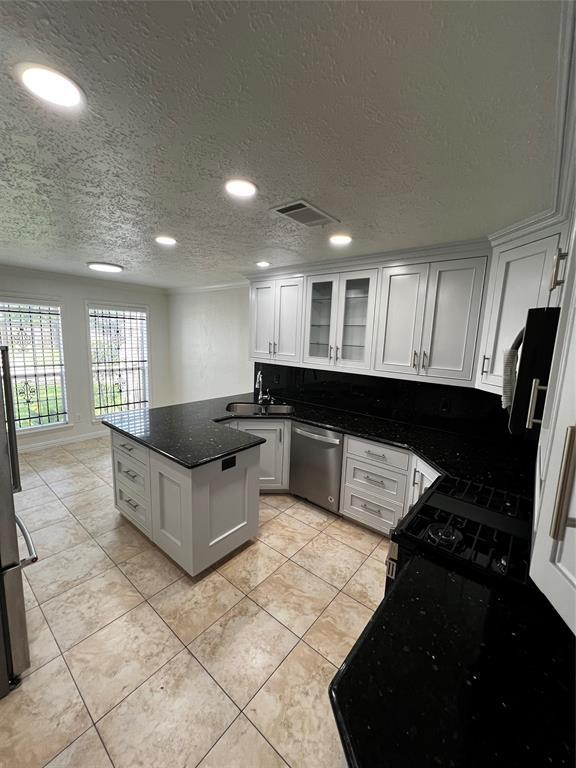 Building Photo - 7719 Valera Ln