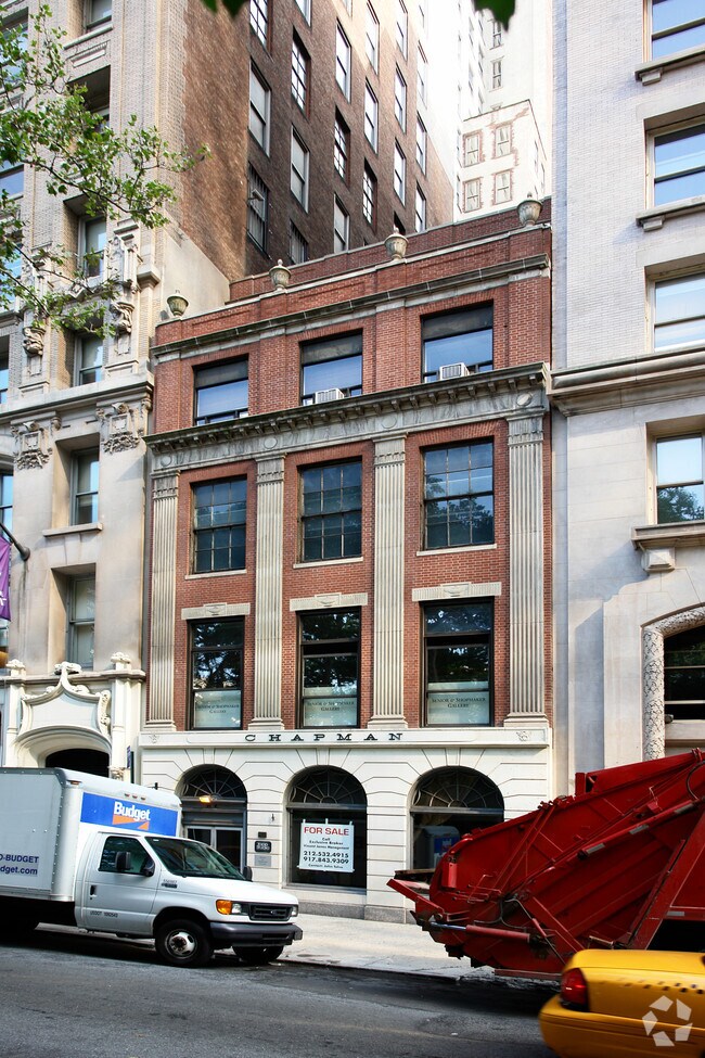 Building Photo - 21 E 26th St