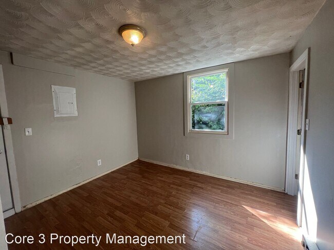 Building Photo - 4 br, 1 bath House - 1920 Witchazel Drive