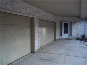 Building Photo - 32735 Ranch Rd 12