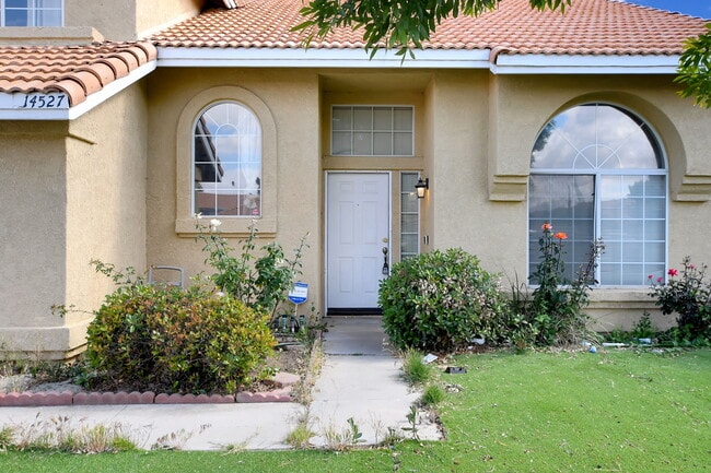Building Photo - 14527 Pony Trail Rd