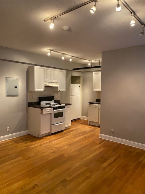 Primary Photo - 1038 Beacon St