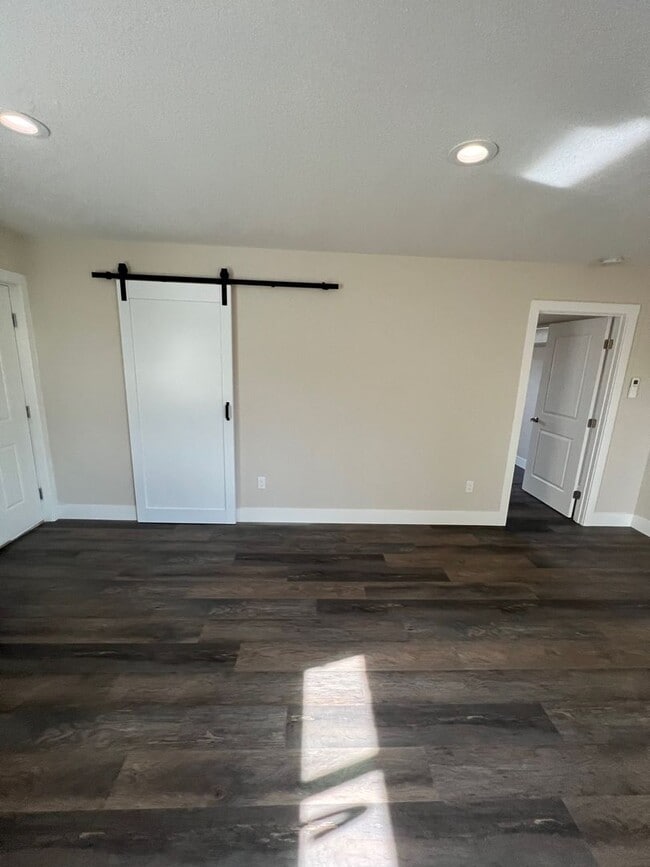 Building Photo - NEW BUILD! Beautifully designed mini home ...