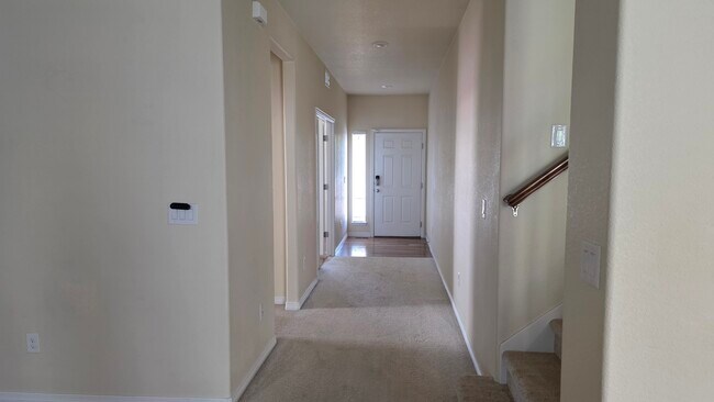 Building Photo - 20953 E Doane Pl