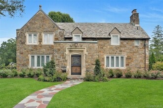 Building Photo - 59 Lockwood Rd