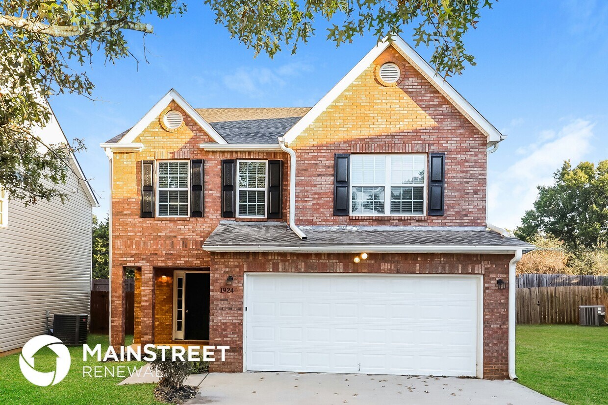 Foto principal - 1924 Simmons Ln