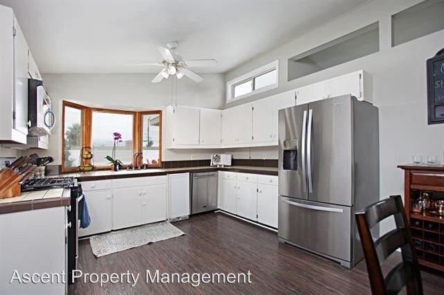 Foto del edificio - 3 br, 2 bath House - 4297 Mt. Herbert Ave