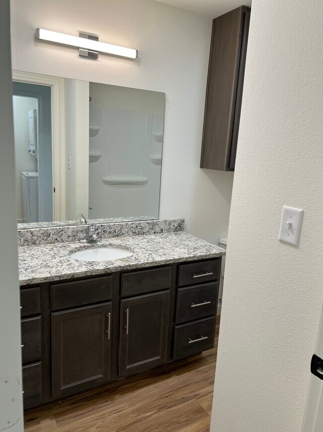 Overton Lofts 2007 Main St Lubbock, TX