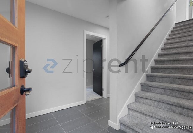 Foto del edificio - 2614 S Dearborn St