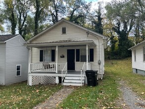 Building Photo - 109 E Pall Mall St